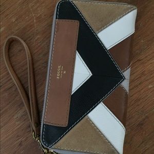 Fossil wristlet wallet leather